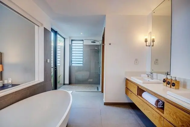 Villa, 4 Yatak Odası, Kişiye Özel Havuzlu