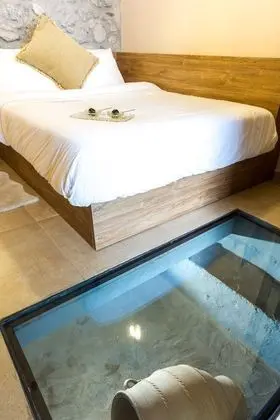 Deluxe Tek Büyük Yataklı Oda (EFTERPI)