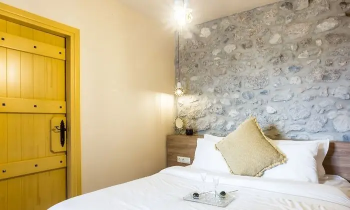 Deluxe Tek Büyük Yataklı Oda (EFTERPI)