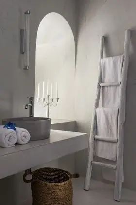 Deluxe Suite with outdoor heated Jetted tub,Panoramic view