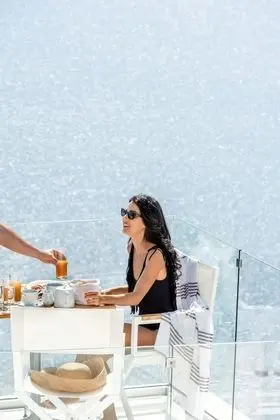 Deluxe Suite with outdoor heated Jetted tub,Panoramic view