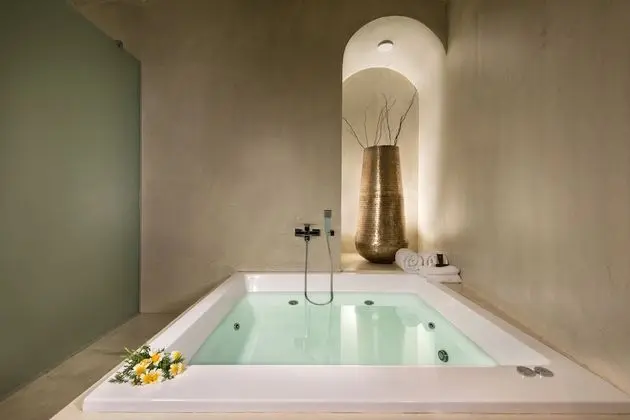 Executive Süit, Sıcak Su Küveti (Ηeated)