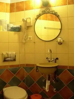 Standard Tek Büyük Yataklı Oda (Meteora View)