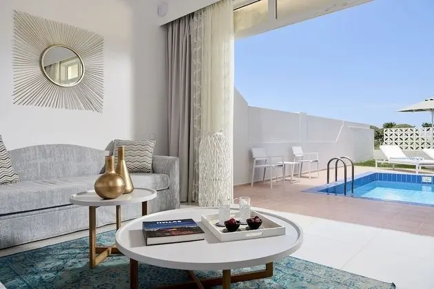 Villa, Kişiye Özel Havuzlu, Denize Sıfır