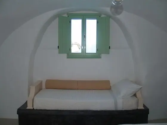 Üç Kişilik Oda