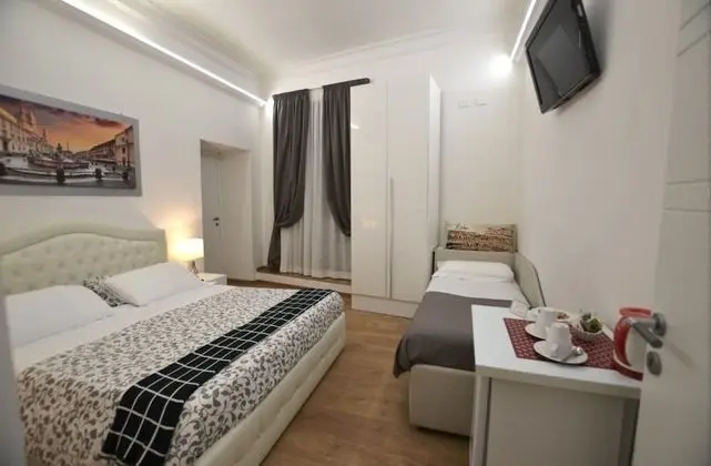 Üç Kişilik Oda