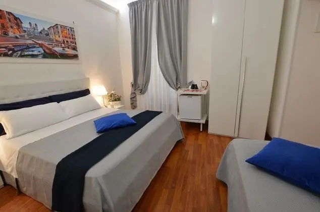 Üç Kişilik Oda