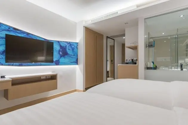 Deluxe Urban Twin Bed