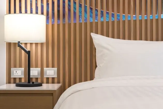 Deluxe Urban Twin Bed