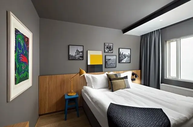 Tek Büyük Yataklı Oda