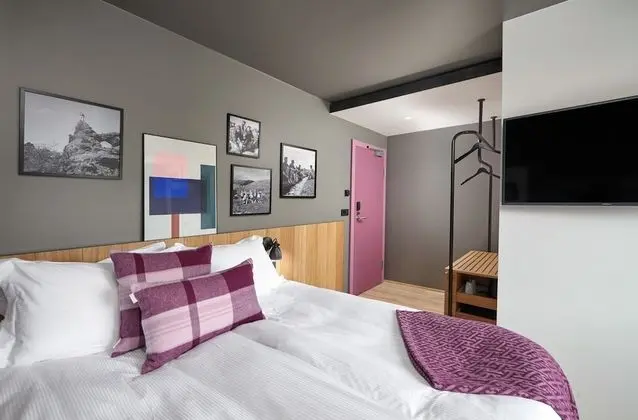 Tek Büyük Yataklı Oda