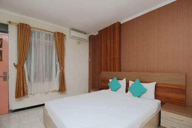 Luxury Tek Büyük Yataklı Oda
