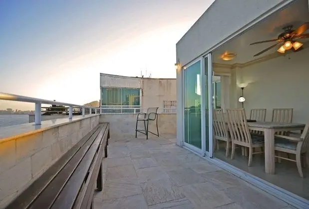 Panoramic Çatı Katı Süiti (Penthouse), 2 Yatak Odası, Plaj Manzaralı, Denize Sıfır
