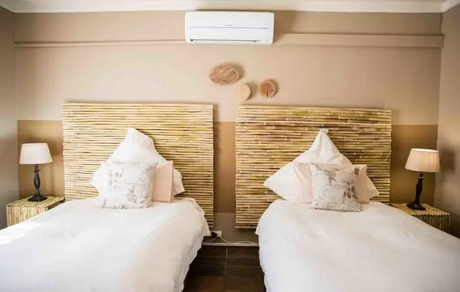 Standard İki Ayrı Yataklı Oda, Havuz Kenarı (Main Lodge)