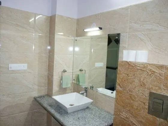 Deluxe Tek Büyük Yataklı Oda, 1 Çift Kişilik Yatak, Sigara İçilmez