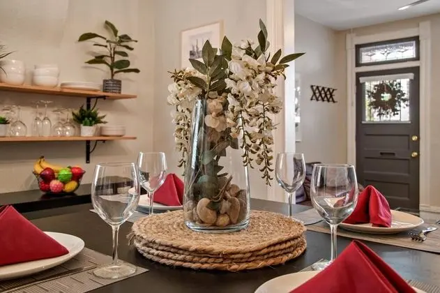 Sıra Ev, Birden Çok Yatak (N Capitol Hill I Stylish 2-Bedroom | )