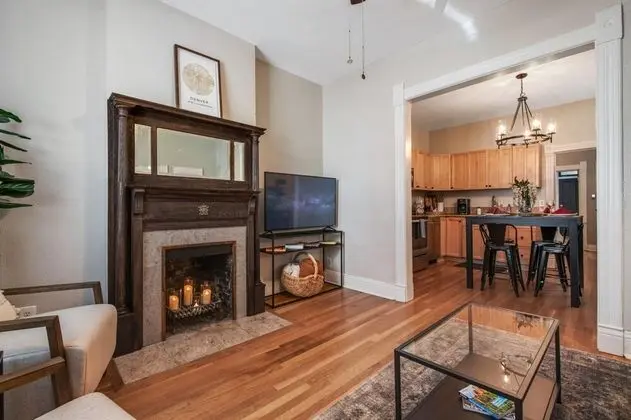 Sıra Ev, Birden Çok Yatak (N Capitol Hill I Stylish 2-Bedroom | )