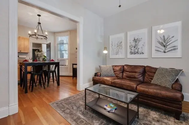 Sıra Ev, Birden Çok Yatak (N Capitol Hill I Stylish 2-Bedroom | )