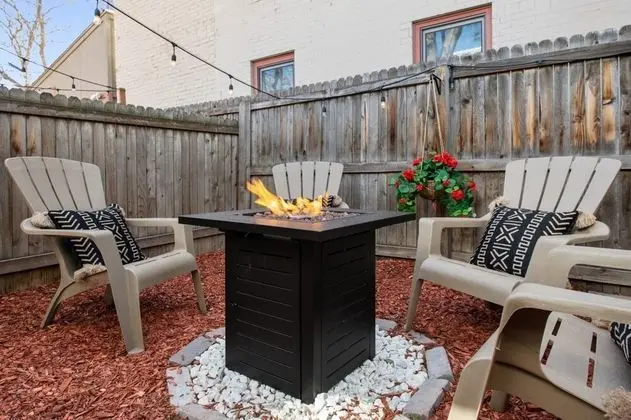 Sıra Ev, Birden Çok Yatak (N Capitol Hill I Stylish 2-Bedroom | )