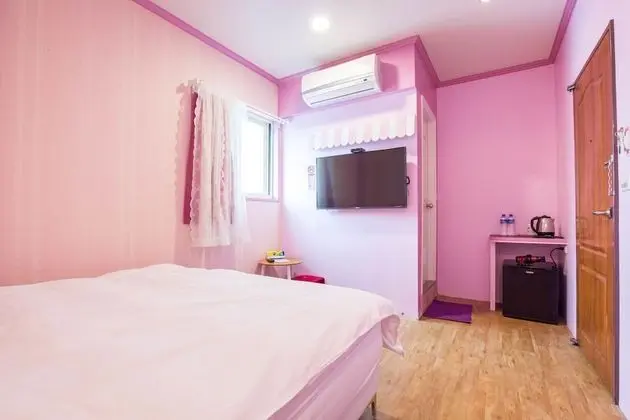 Romantic Tek Büyük Yataklı Oda, 1 Çift Kişilik Yatak
