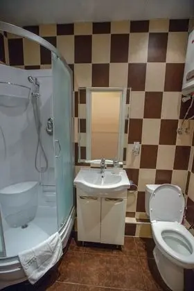 Comfort Tek Büyük veya İki Ayrı Yataklı Oda