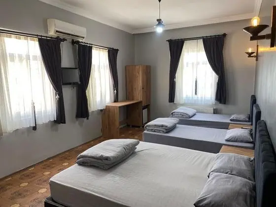 Aile Odası, Sokak Manzaralı, 2. Kat