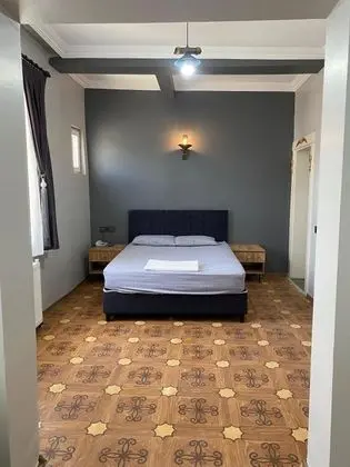 Suite, Sokak Manzaralı