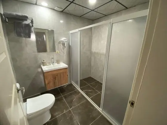 Suite, Sokak Manzaralı
