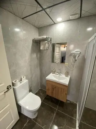 Suite, Sokak Manzaralı