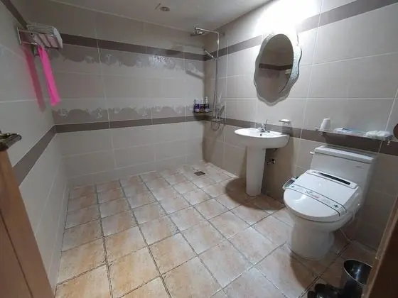 Family Oda (Korean style_Ondol)