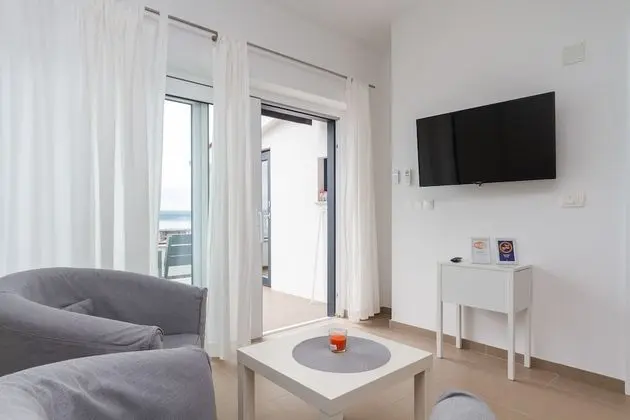 Comfort Tek Büyük Yataklı Oda, Deniz Manzaralı (2)