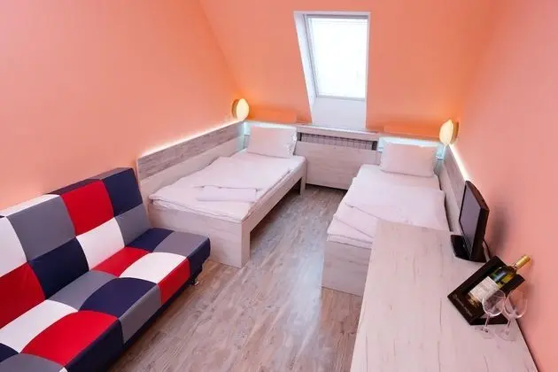 Tek Büyük veya İki Ayrı Yataklı Oda