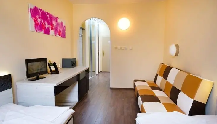 Tek Büyük veya İki Ayrı Yataklı Oda