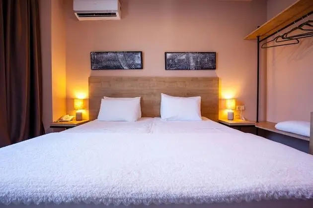 Standard Tek Büyük veya İki Ayrı Yataklı Oda, Balkon