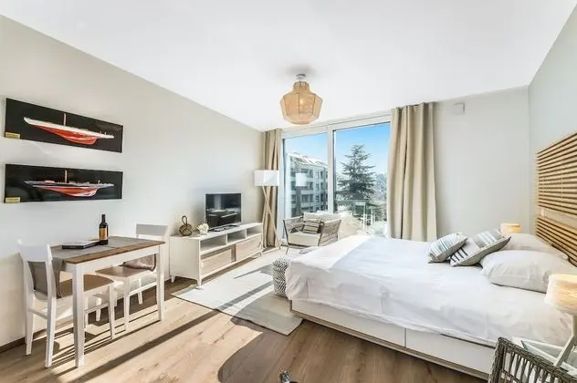 Deluxe Stüdyo, 1 Büyük (Queen) Boy Yatak, Sigara İçilmez