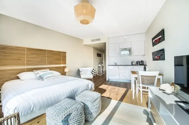 Deluxe Stüdyo, 1 Büyük (Queen) Boy Yatak, Sigara İçilmez