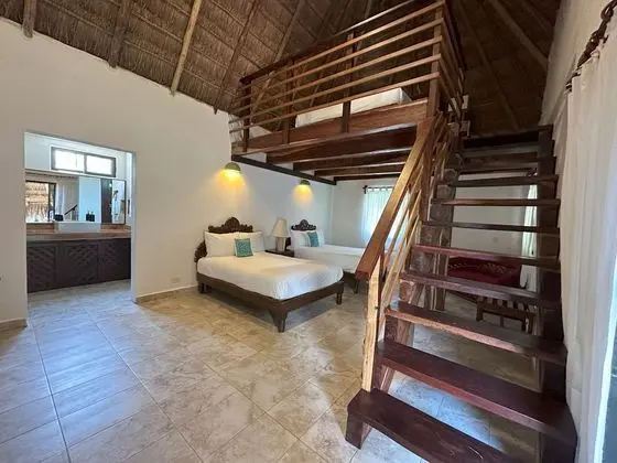 Poolside Suite