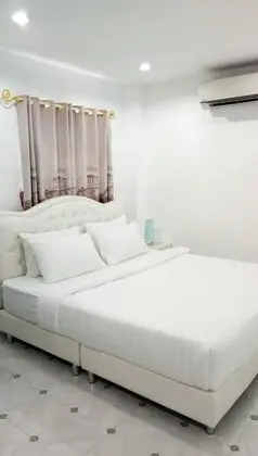 Super Deluxe Room