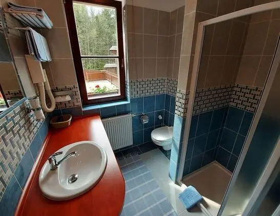 Exclusive Tek Büyük Yataklı Oda