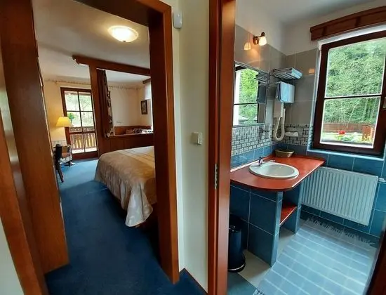 Exclusive Tek Büyük Yataklı Oda