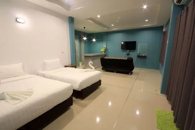 Deluxe Seaview