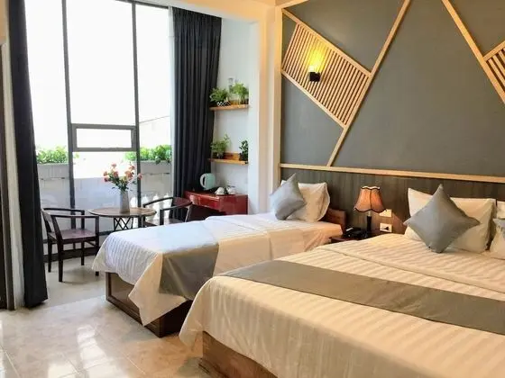 Deluxe Üç Kişilik Oda, Şehir Manzaralı