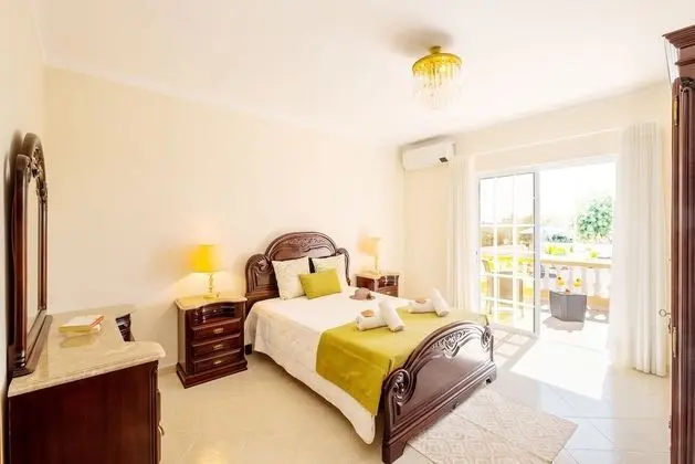 Villa, 4 Yatak Odası, Kişiye Özel Havuzlu, Havuz Manzaralı