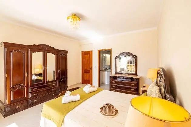 Villa, 4 Yatak Odası, Kişiye Özel Havuzlu, Havuz Manzaralı