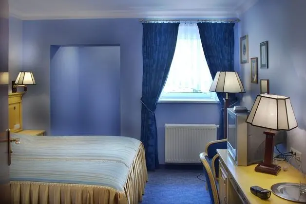 Tek Büyük veya İki Ayrı Yataklı Oda