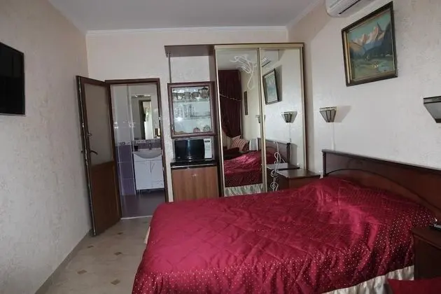 Üç Kişilik Oda, Balkon