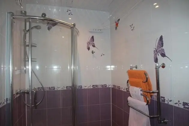 Üç Kişilik Oda, Balkon