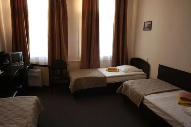 Üç Kişilik Oda, 3 Tek Kişilik Yatak