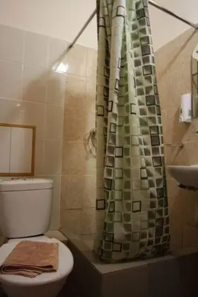 Üç Kişilik Oda, 3 Tek Kişilik Yatak