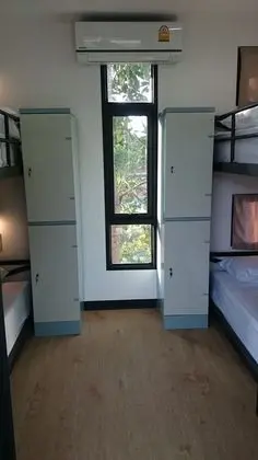 Mixed Dormitory, 6 Beds